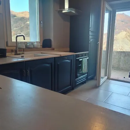 Casina Borgo Castello * Civitella di Romagna