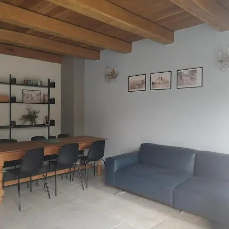 펜션 Casina Borgo Castello