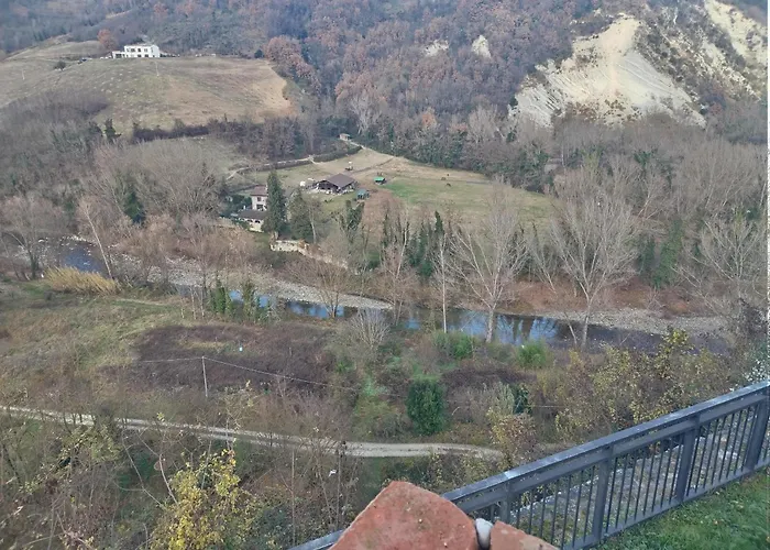 Casina Borgo Castello Civitella di Romagna