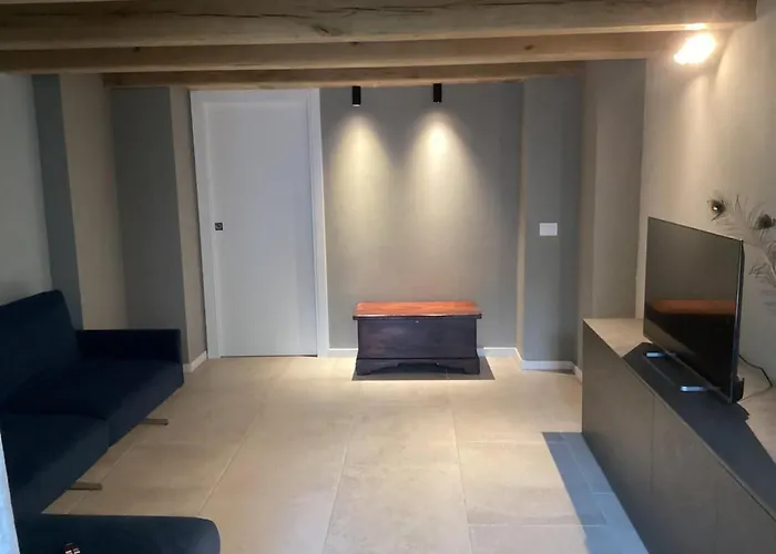 Casina Borgo Castello Nyaraló
